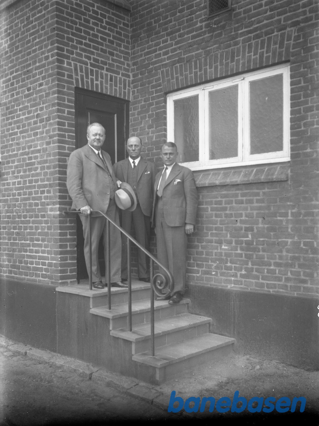 Trafikminister Fisker og Direktøren Ing. D.P (Due Petersen) Trafikminister Fisker og Direktøren Ing. D.P (Due Petersen)