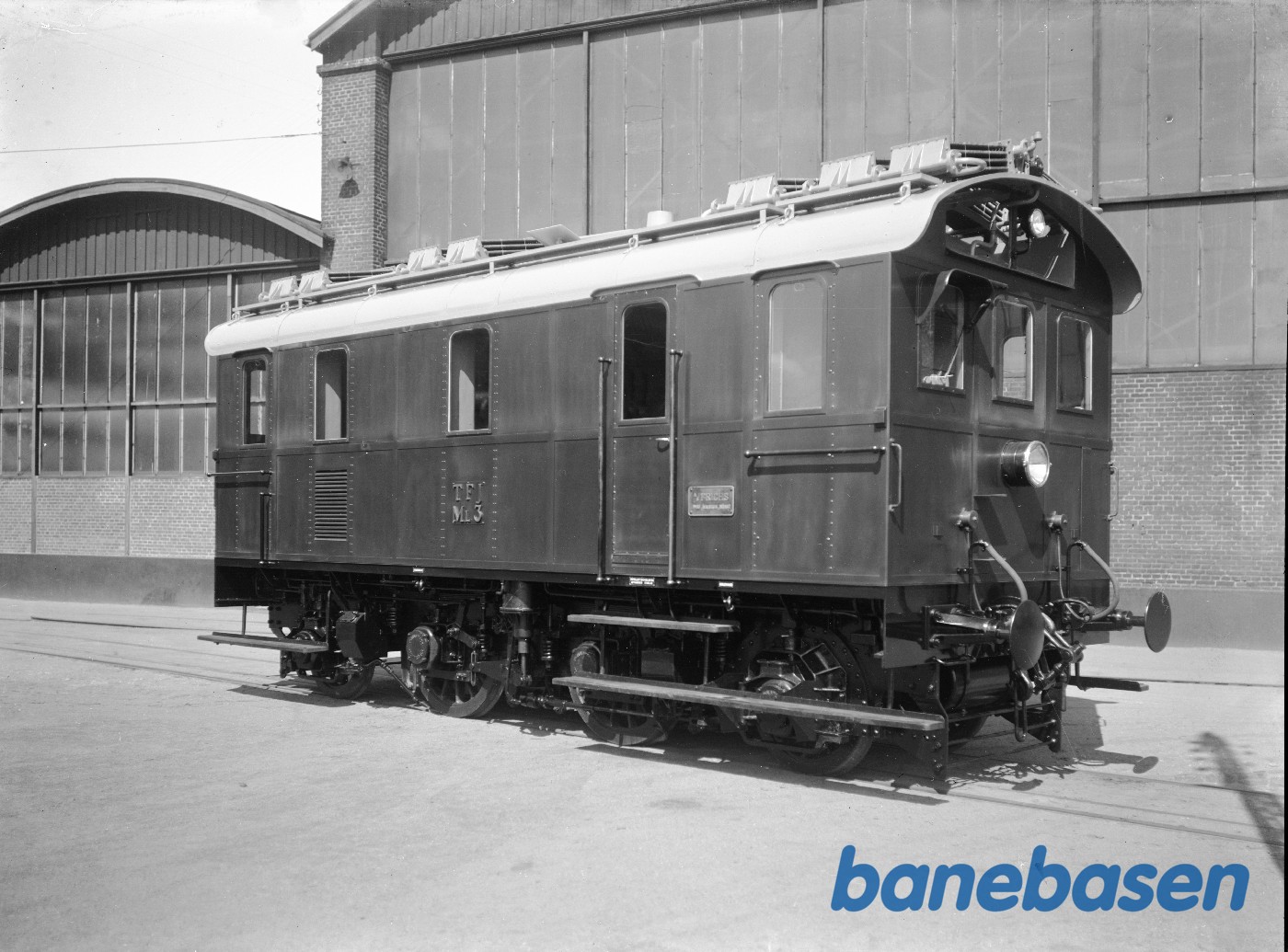 300 HK loko til TFJ 300 HK loko til TFJ