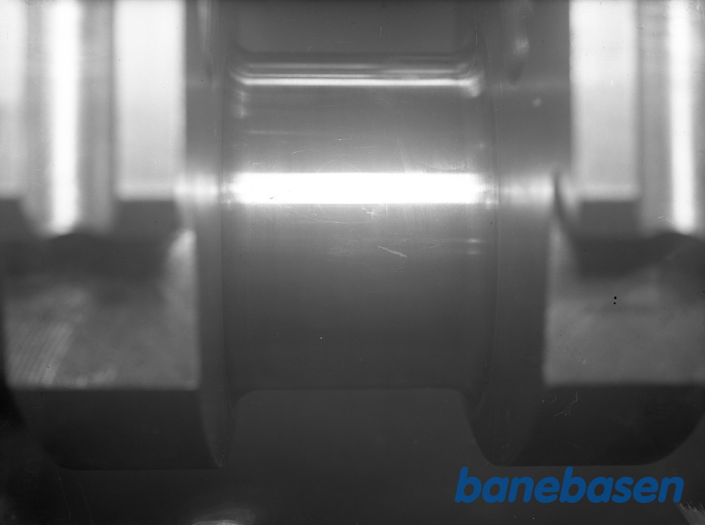 Materialefejl i krumtap. Materialefejl i krumtap.