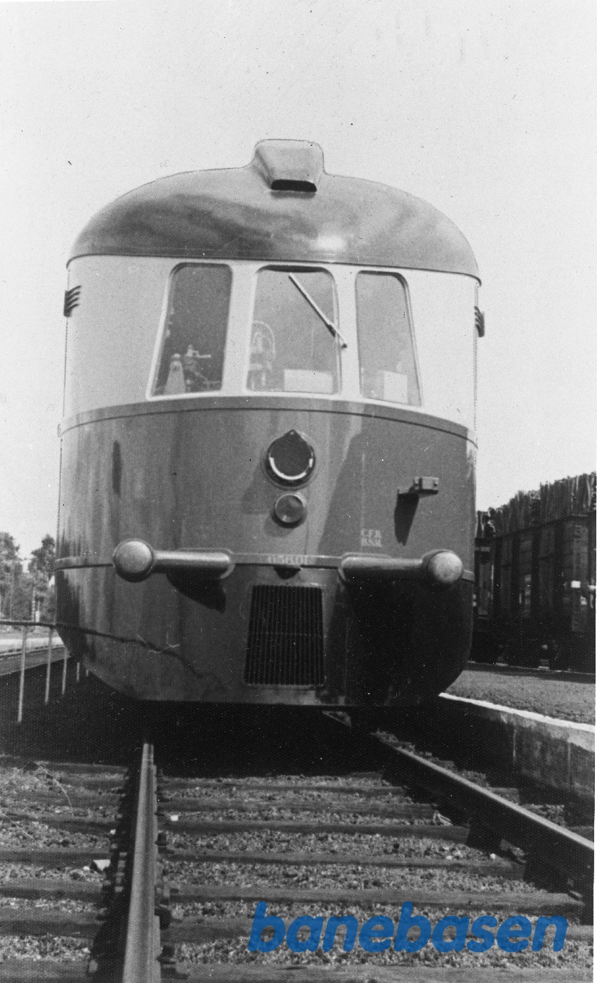 880 HK Dieseltog la Meuse - Frichs Forfra 880 HK Dieseltog la Meuse - Frichs Forfra