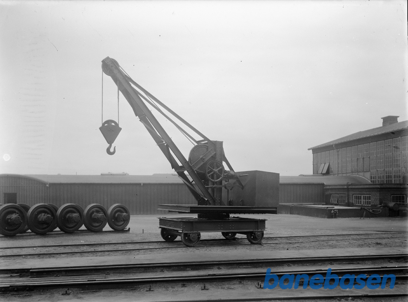 5000 kg svingkran. Benyttet ved anlæg af Hanstholm havn 5000 kg svingkran. Benyttet ved anlæg af Hanstholm havn