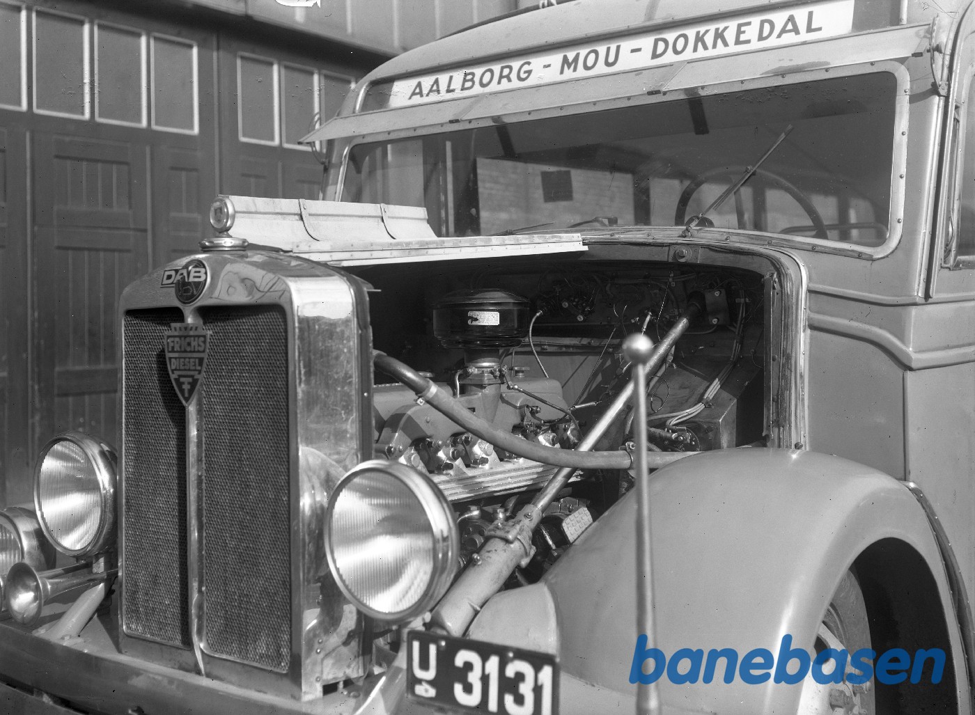 Aalborg-Mou -Dokkedal rutebil. Motor forfra Aalborg-Mou -Dokkedal rutebil. Motor forfra