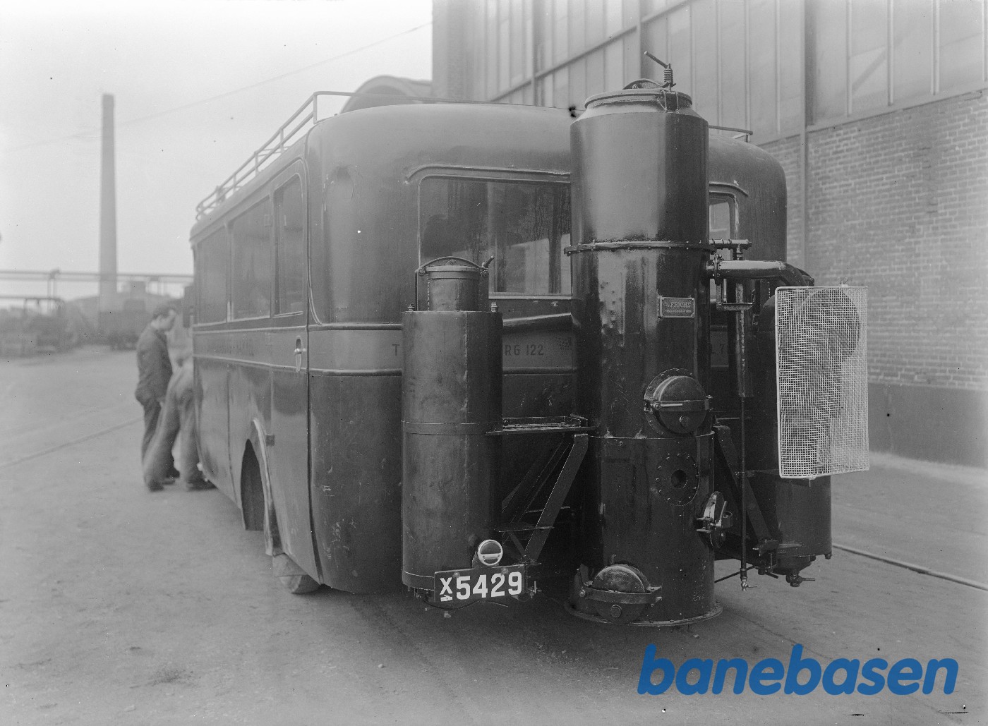 Gasgenerator til Rutebil. Hammelbanen Gasgenerator til Rutebil. Hammelbanen