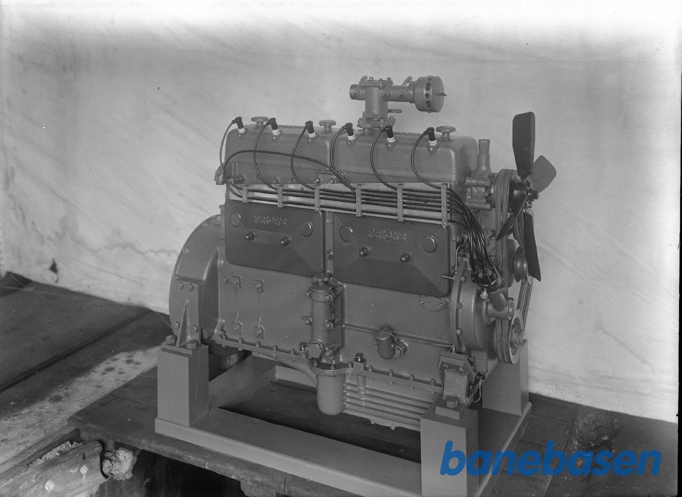 6100 CA med gasudstyr 6100 CA med gasudstyr