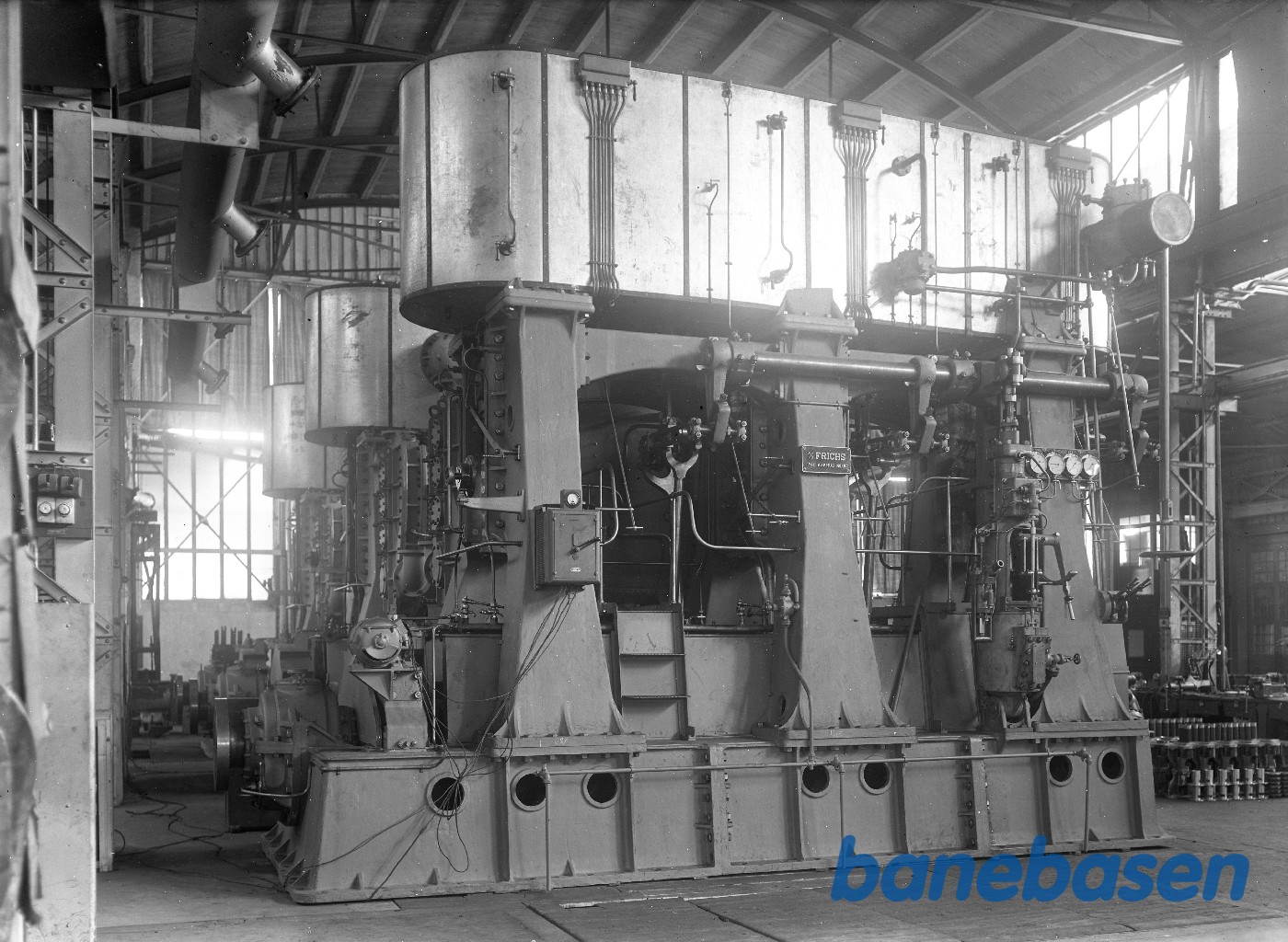 3 stk 1600 HK skibsdampmaskine for Holger Danske 3 stk 1600 HK skibsdampmaskine for Holger Danske