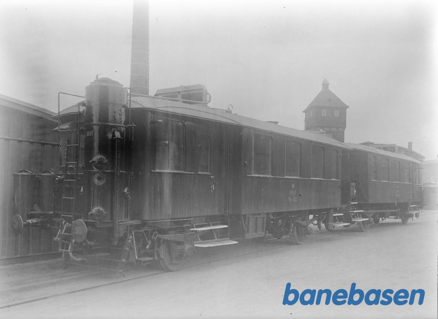 DSB motorvogn med gasgenerator DSB motorvogn med gasgenerator