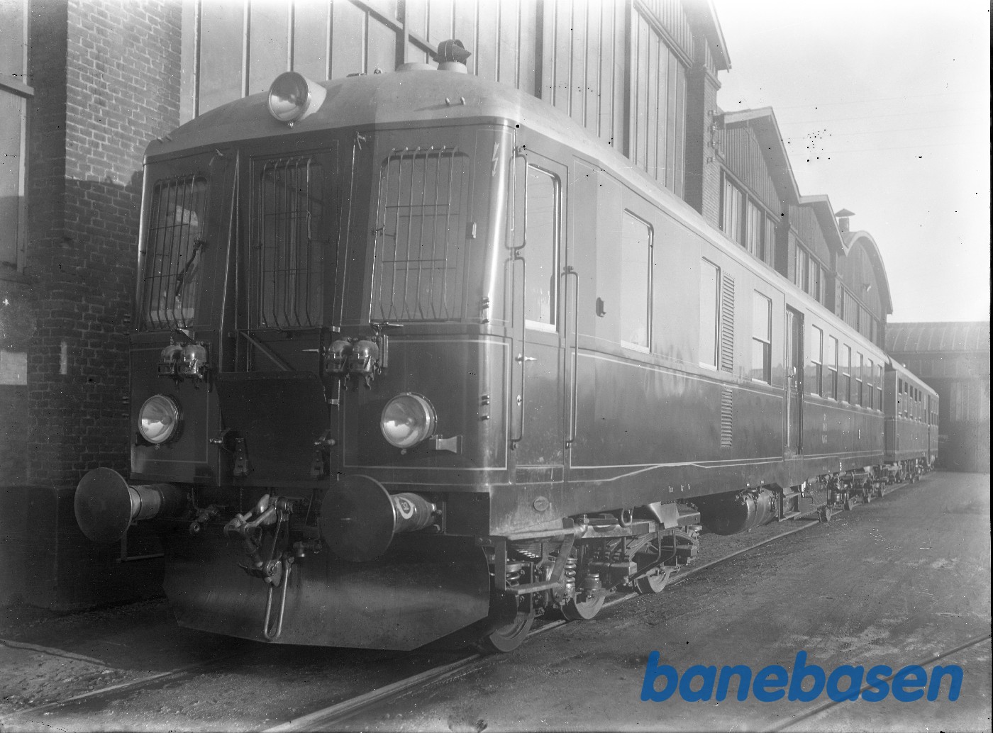 1000 HK Dieseltog forfra 1000 HK Dieseltog forfra