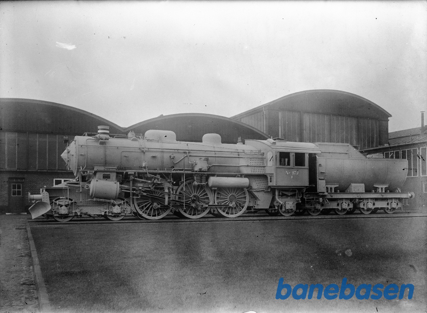 Ltr E 979 gråmalet i fabriksgården Ltr E 979 gråmalet i fabriksgården