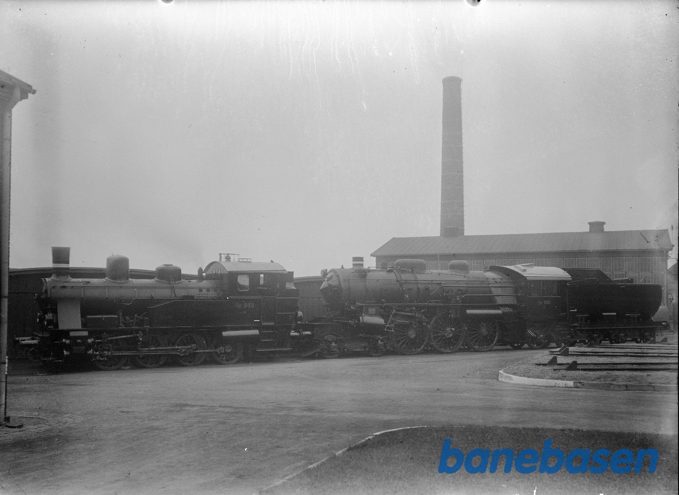 Ltr E 980. og Q 343. Ved remisen i Aarhus Ltr E 980. og Q 343. Ved remisen i Aarhus