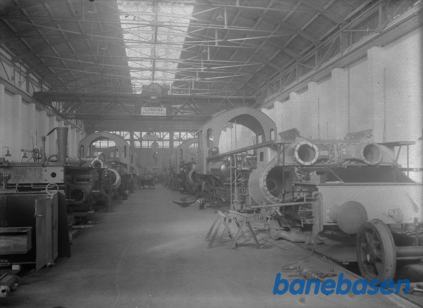 Interiør fra lokoværkstedet med Ltr E Interiør fra lokoværkstedet med Ltr E