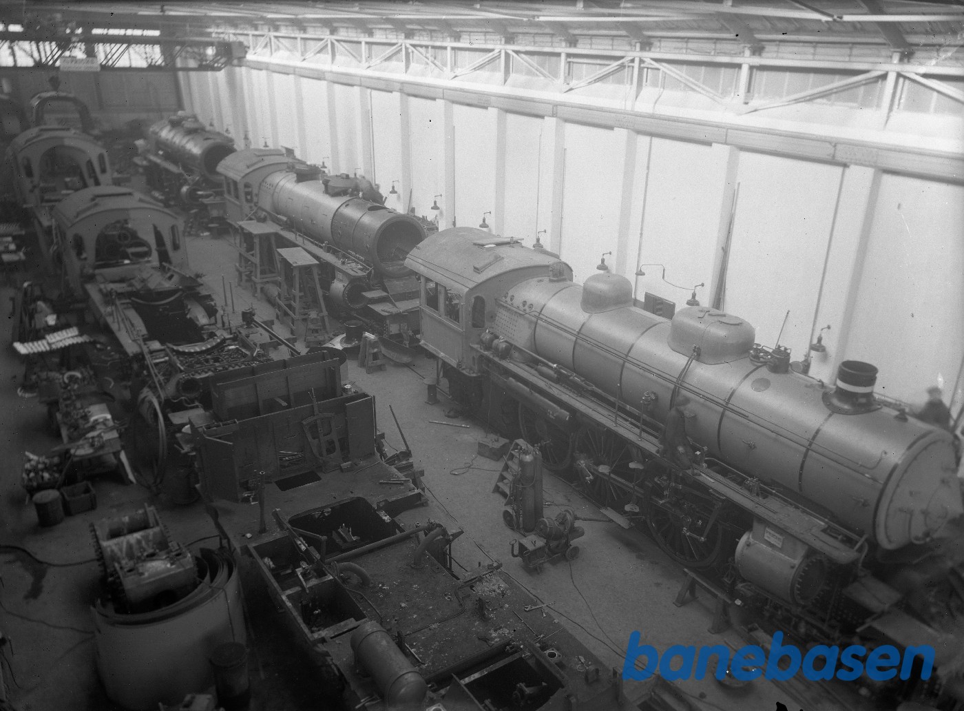 Samling af E maskine i lokoværkstedet Samling af E maskine i lokoværkstedet