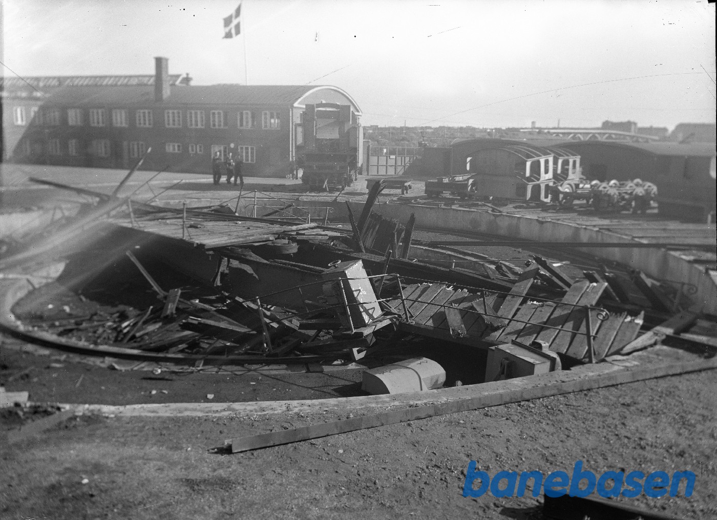 Drejeskive efter sabotagen 26/9-1944 Drejeskive efter sabotagen 26/9-1944