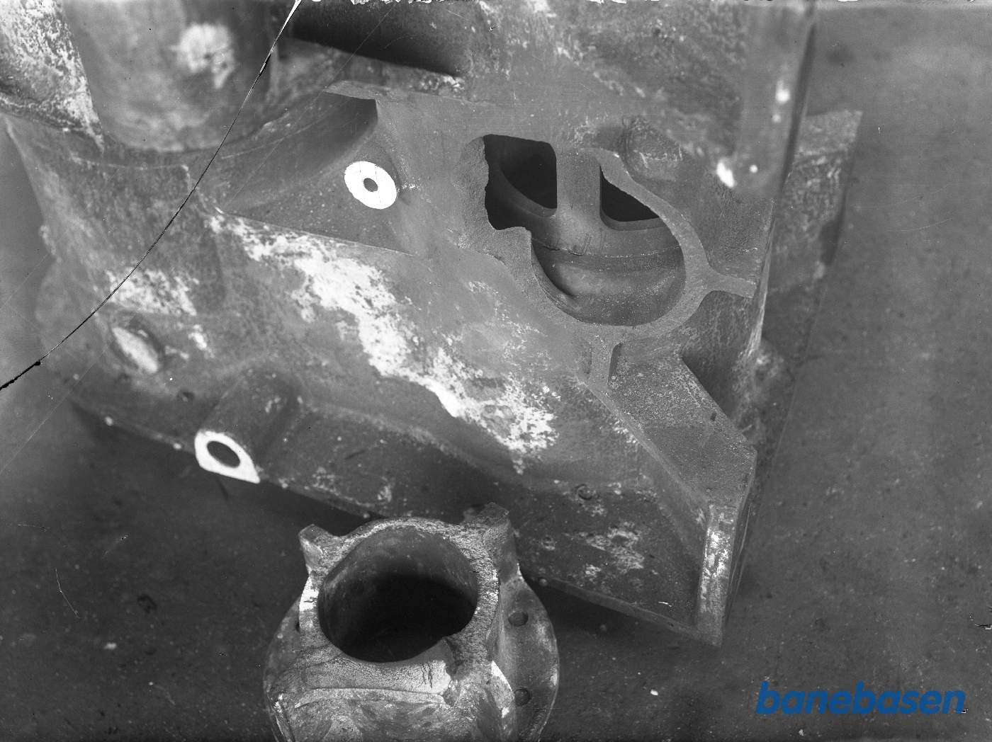 Skibscylindre med knækket studs fra Tyskland