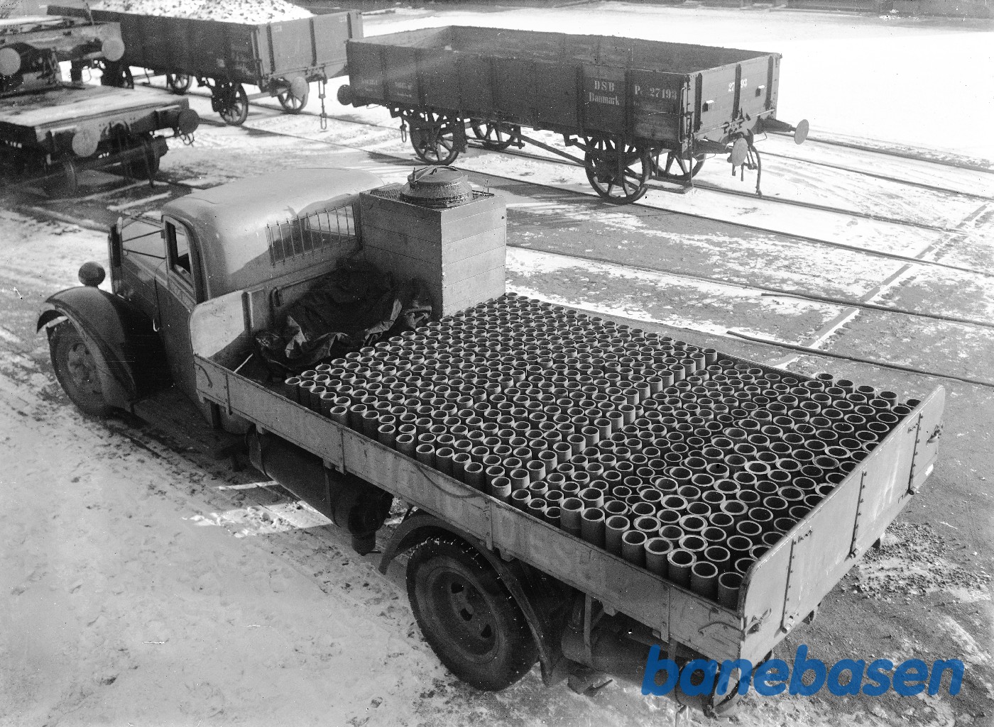 Frichs lastvogn med cylinderforinger Frichs lastvogn med cylinderforinger