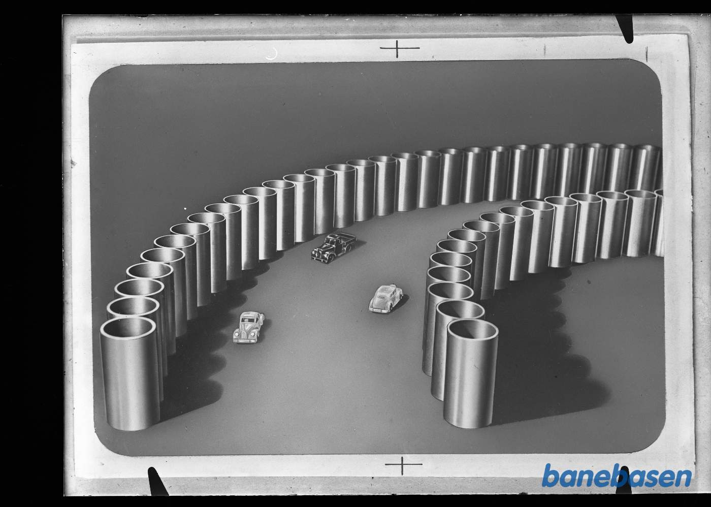 Billedet skulle forestille knækket krumtap, men forestiller legetøj