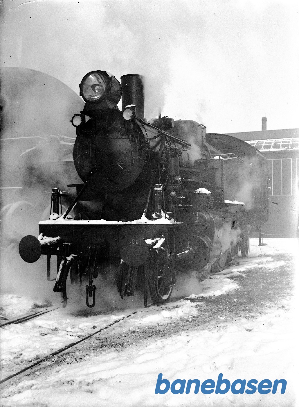 Norsk loko 332 Færdig rep. Venstre side Norsk loko 332 Færdig rep. Venstre side