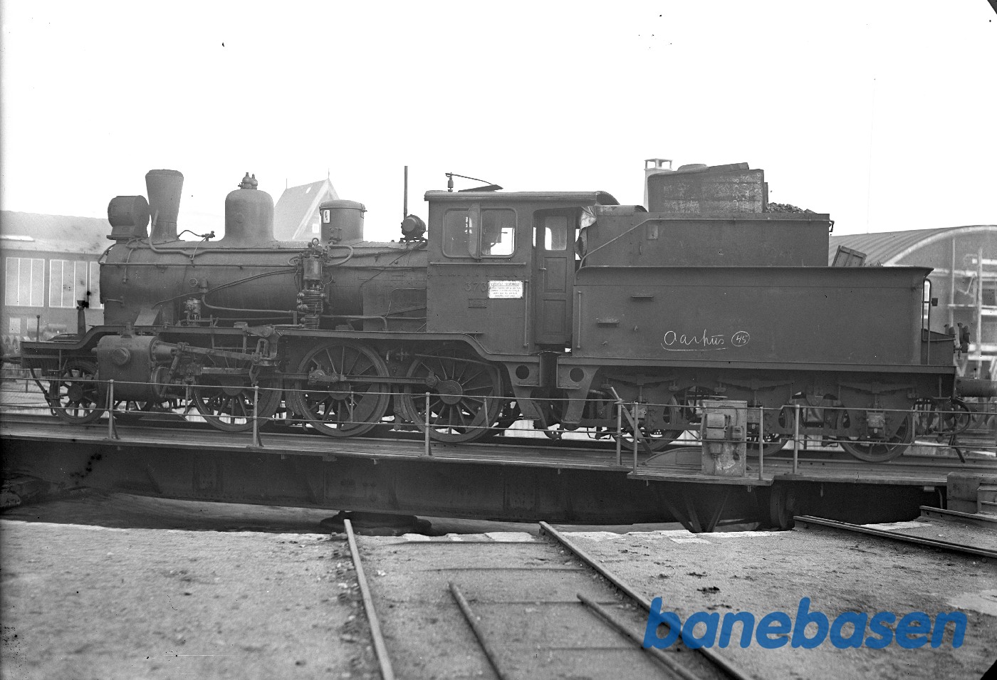 Norsk loko 373 før rep. Venstre side Norsk loko 373 før rep. Venstre side