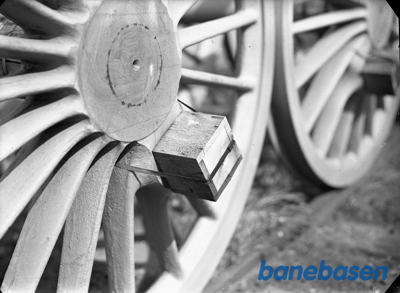 Emballering af tappe på hjulsæt loko E Emballering af tappe på hjulsæt loko E