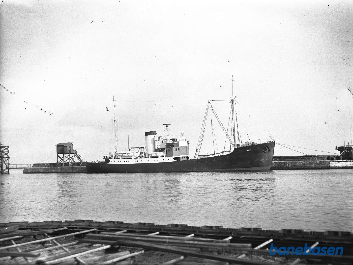 Fyrinspektionsskibet "Faros ved kaj i Aarhus