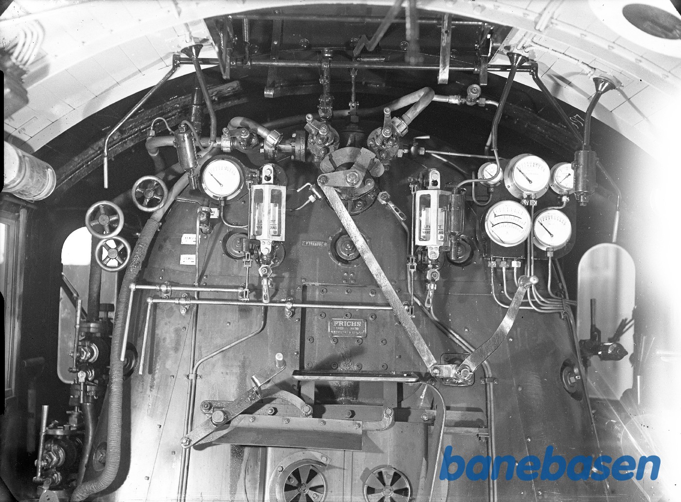 Førerplads på loko E Førerplads på loko E