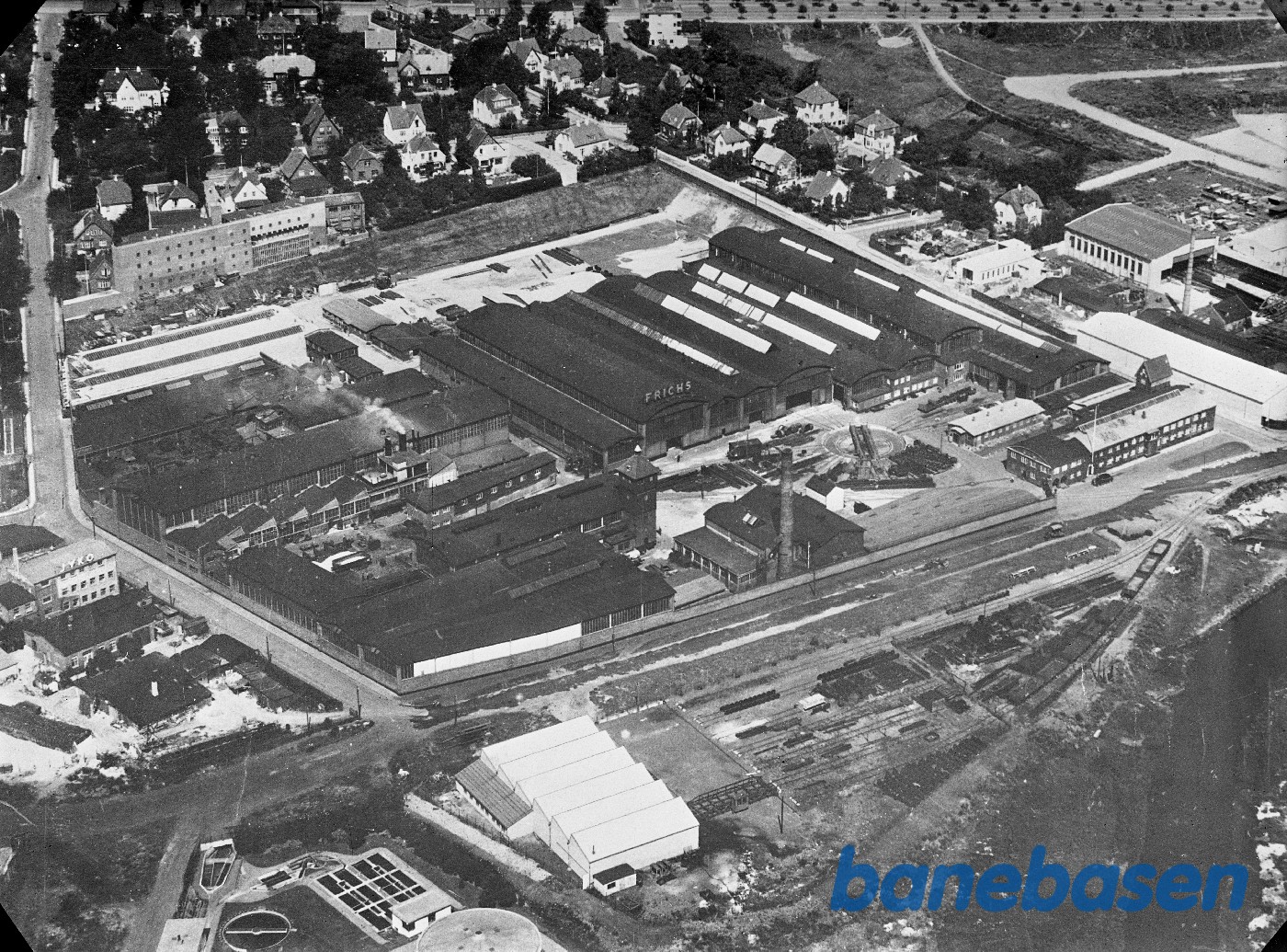 Loftfoto af fabrikken. Kopiplade fra 1948 Loftfoto af fabrikken. Kopiplade fra 1948