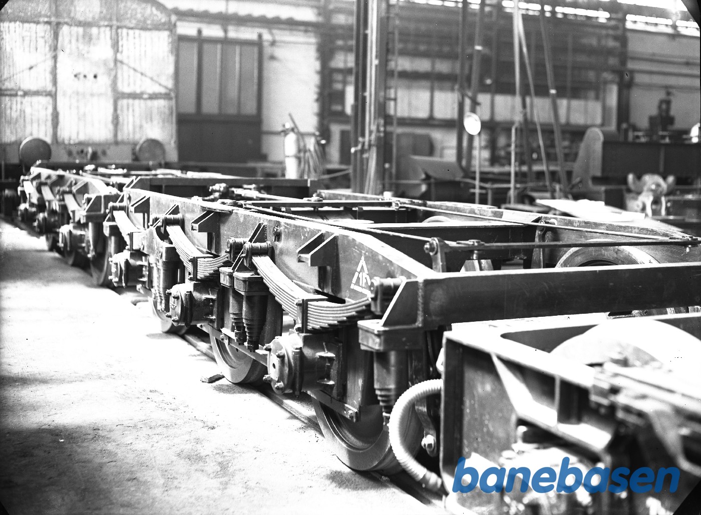 Bogie for privatbaneloko fra højre Bogie for privatbaneloko fra højre