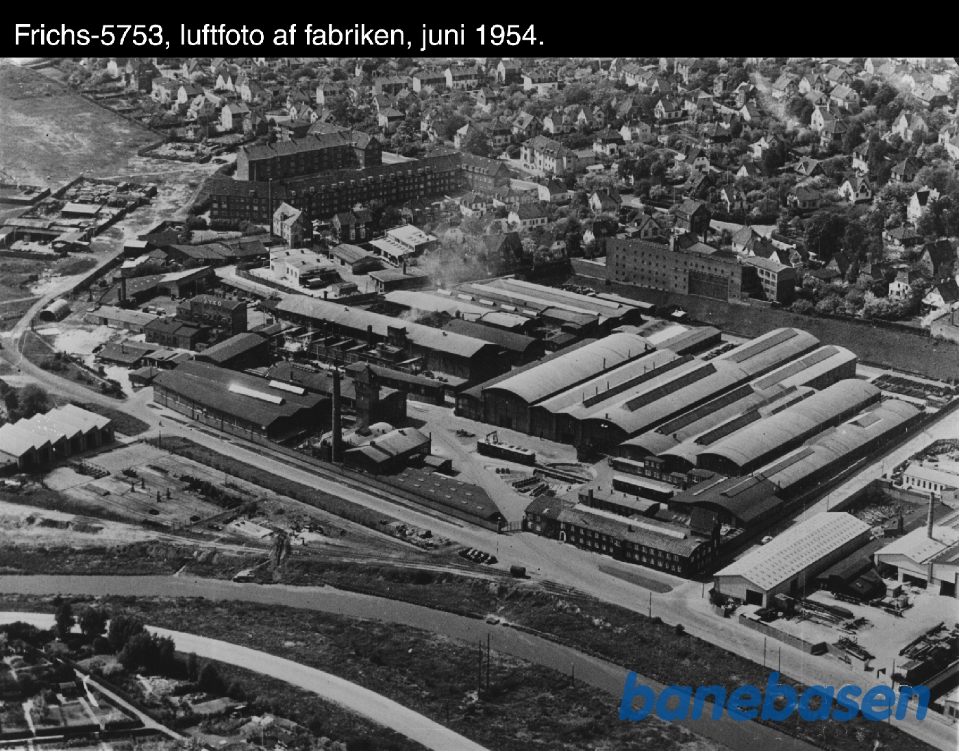 Luftbillede over fabrikken Juni 1954 Luftbillede over fabrikken Juni 1954