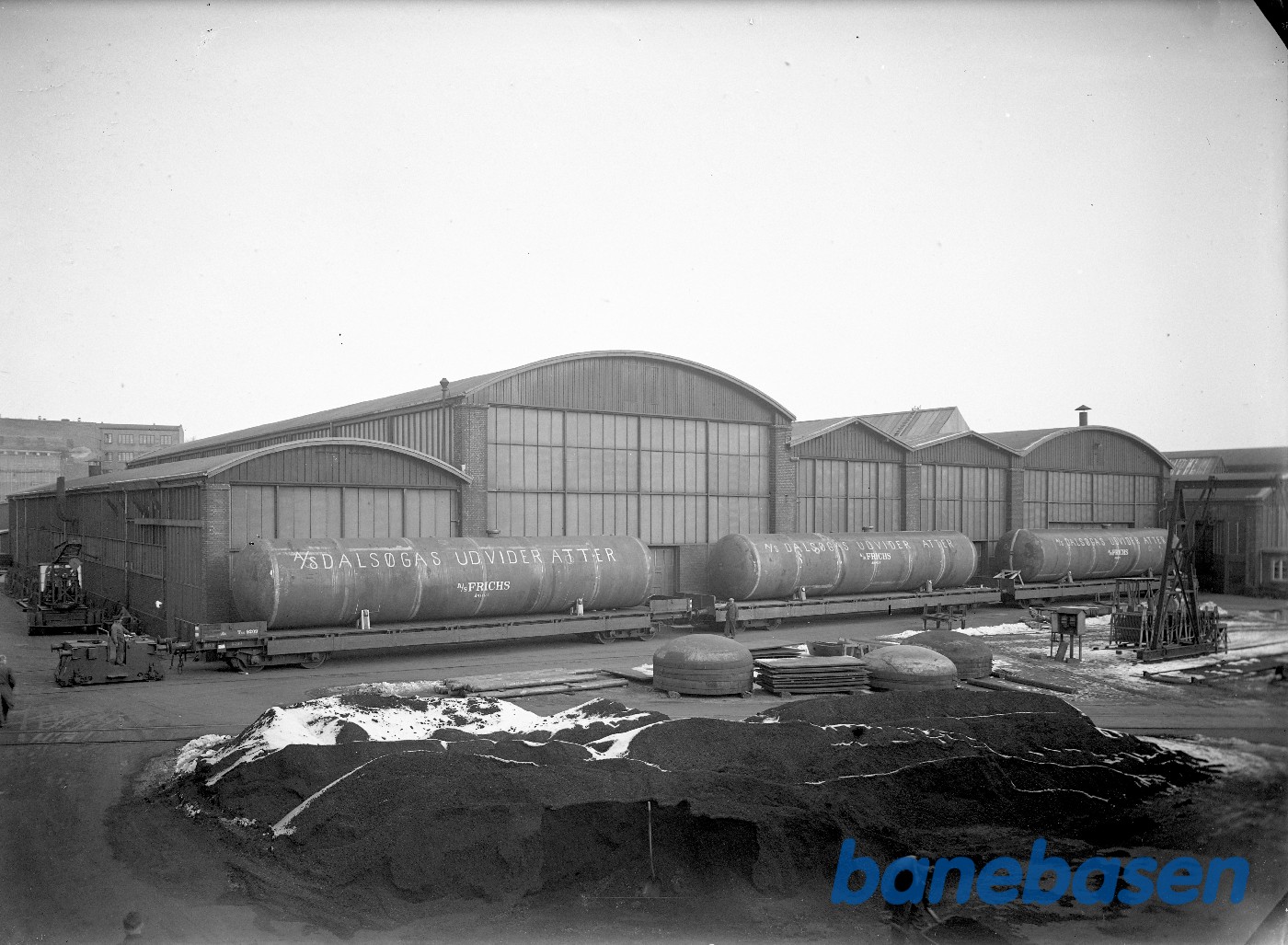 3 stk gasbeholdere på banevogn til Dalsø Gas 3 stk gasbeholdere på banevogn til Dalsø Gas