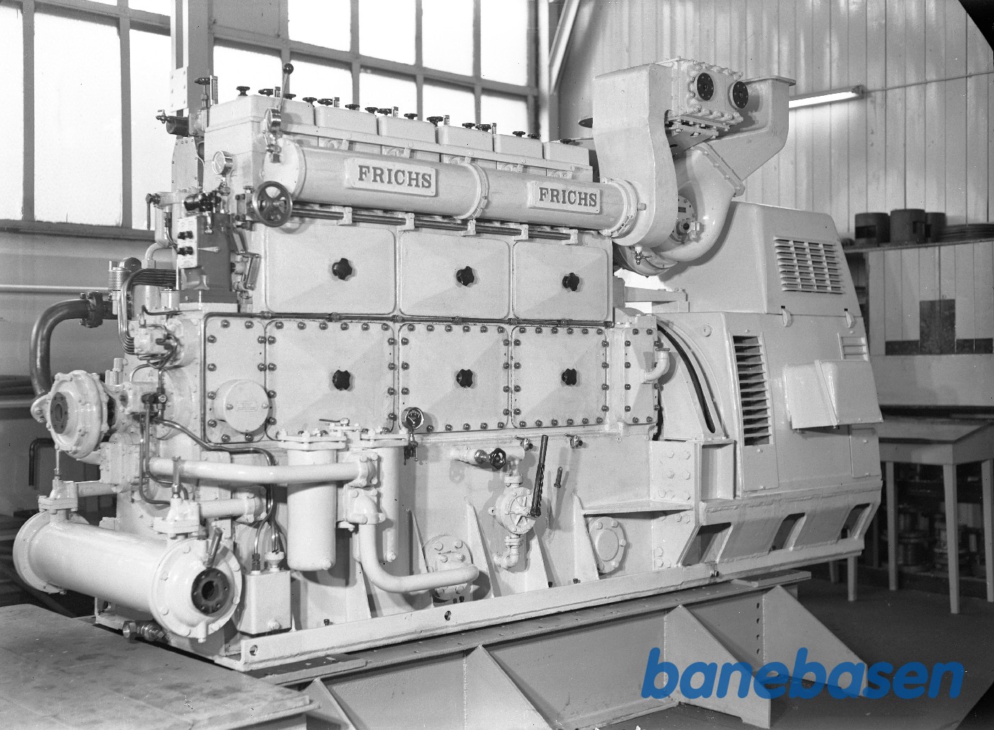 Dieselmotor 6185 CA klar til montering i "Hvidbjørnen" Dieselmotor 6185 CA klar til montering i "Hvidbjørnen"