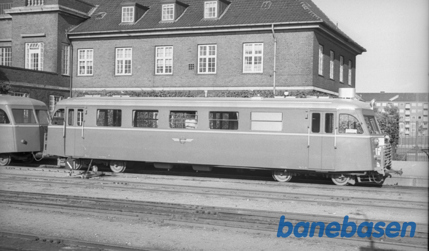 Skinnebus med påhængsvogn i Horsens Skinnebus med påhængsvogn i Horsens
