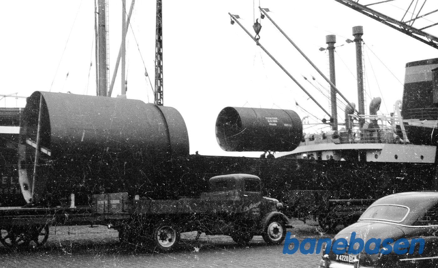 Indladning af ovnbælter til Spanien for F. L. Smith Indladning af ovnbælter til Spanien for F. L. Smith