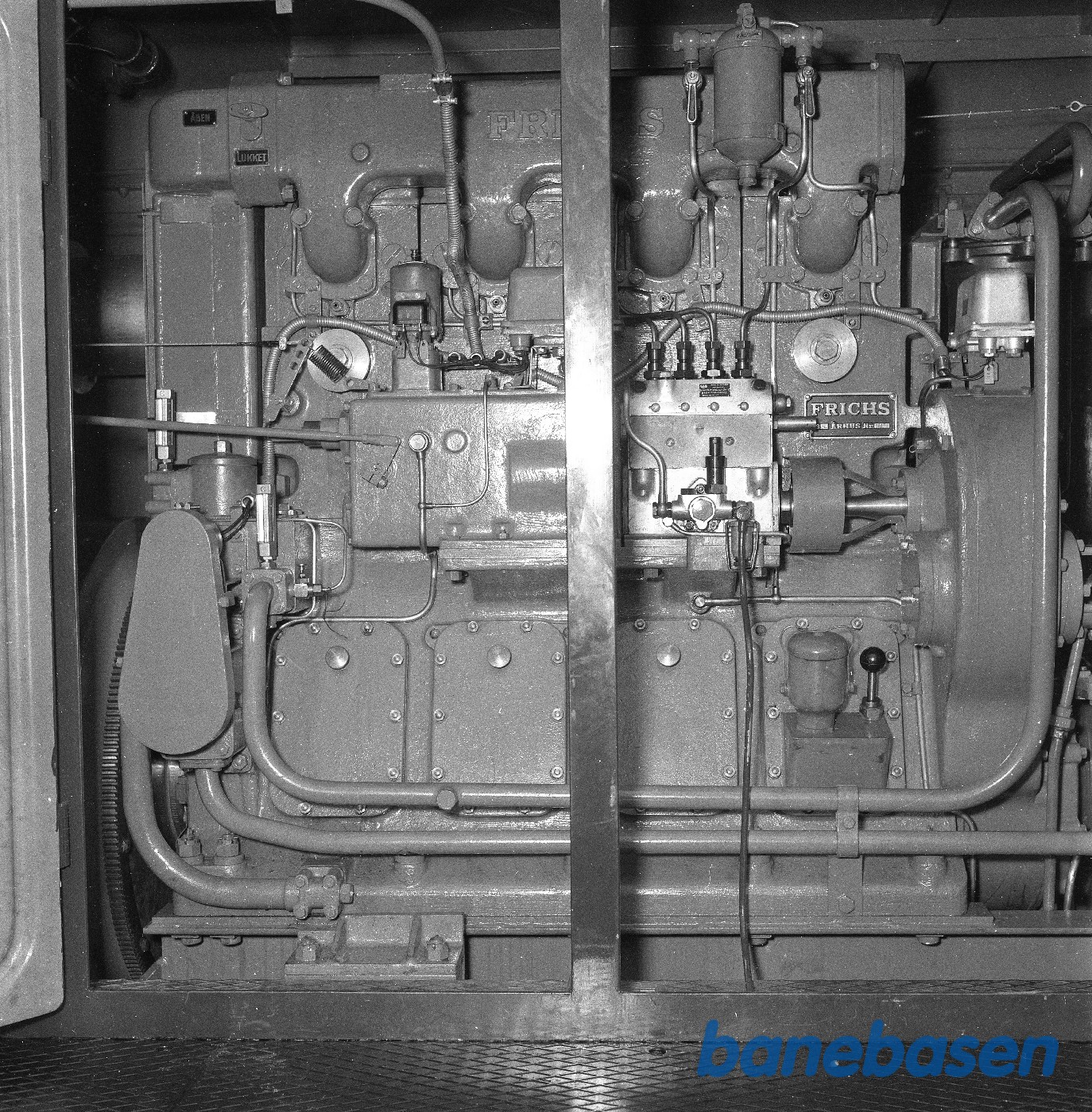 Motoren i lokomotivet Motoren i lokomotivet