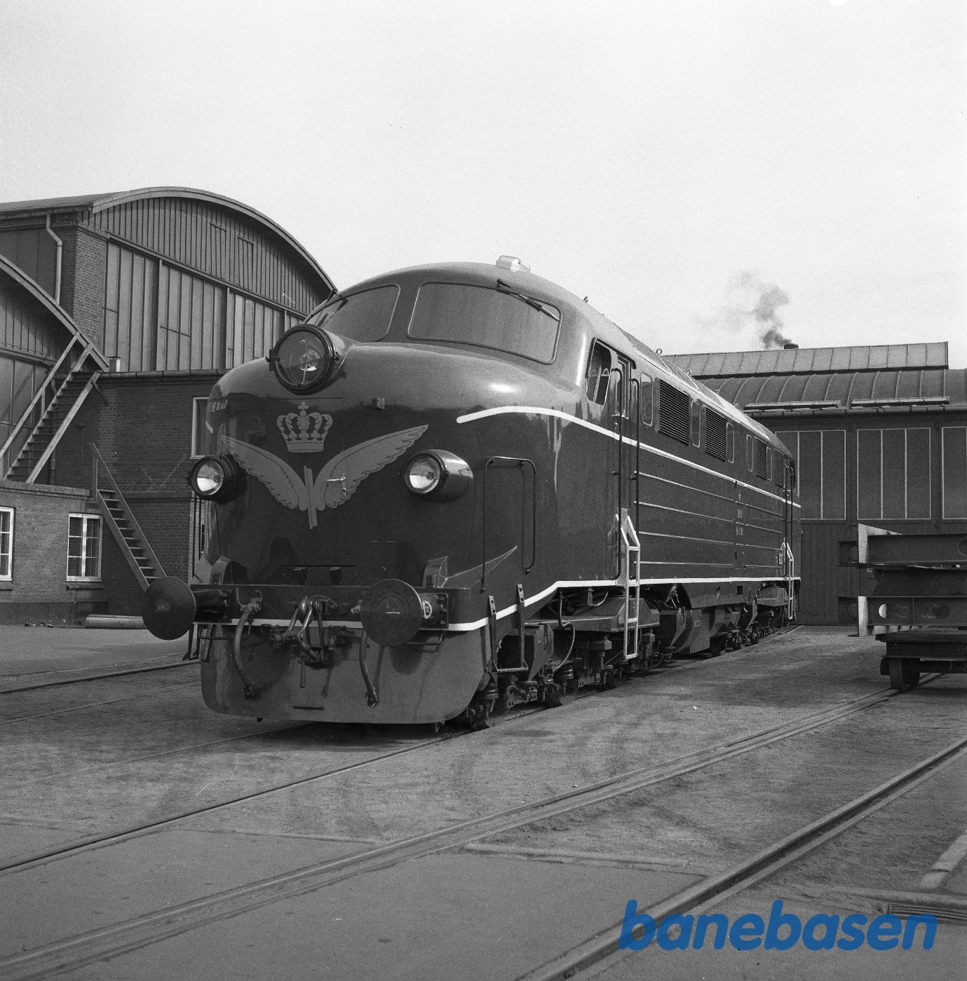 MY i fabriksgården forfra MY i fabriksgården forfra