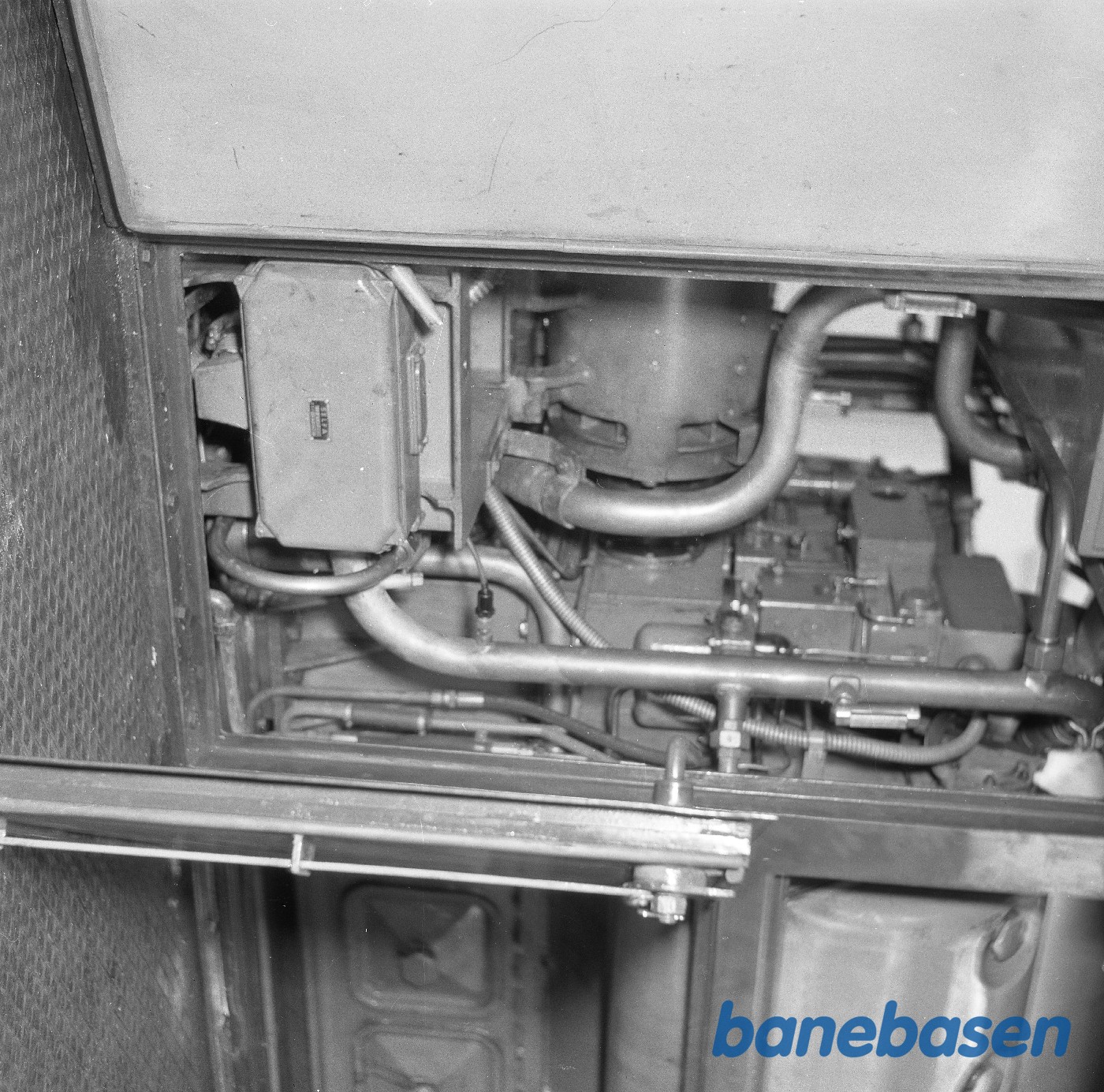 Motorrum i MT 151. 6x9 opt. Motorrum i MT 151. 6x9 opt.