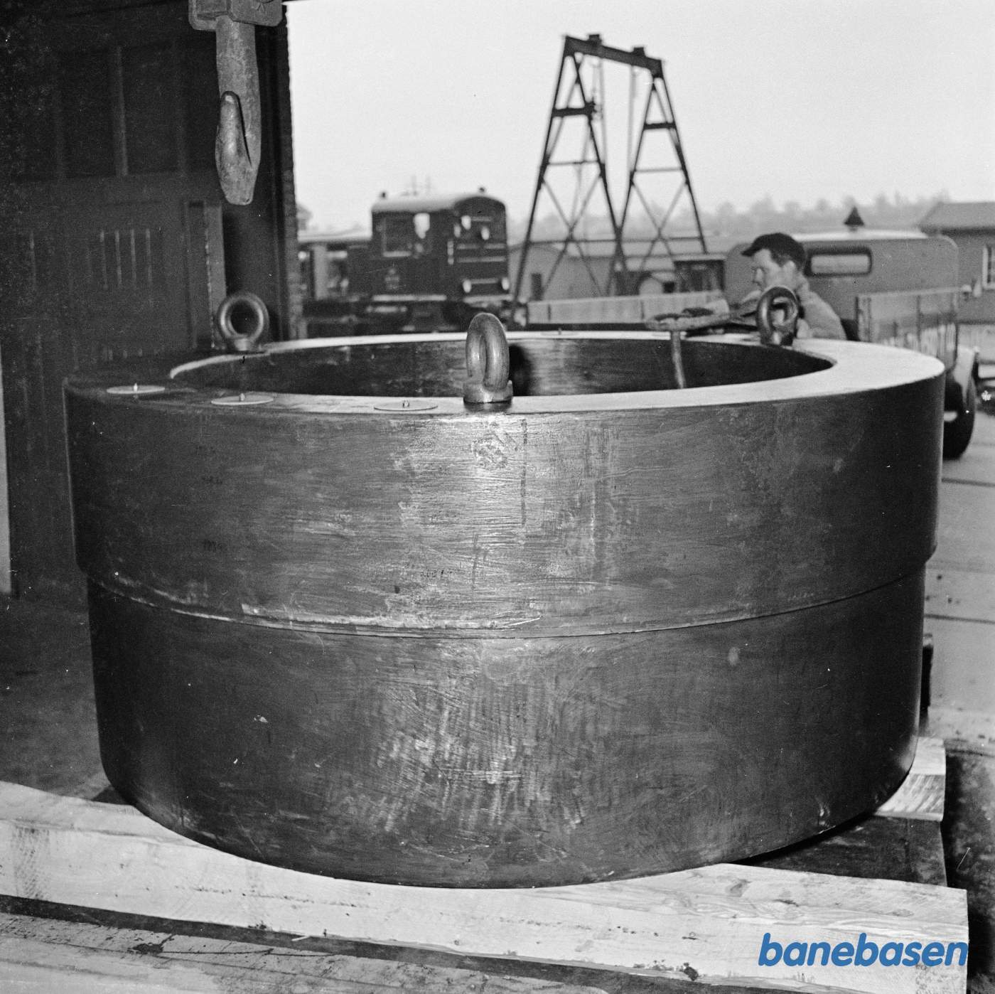 Transport af nogle ukendte dele på lastbil