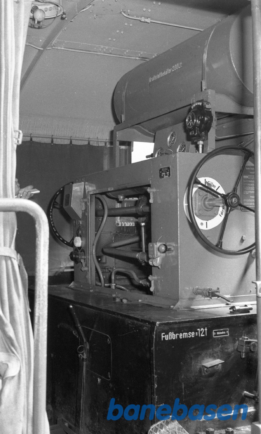 Tysk Köff i lokoværkstedet. Detaljer Tysk Köff i lokoværkstedet. Detaljer