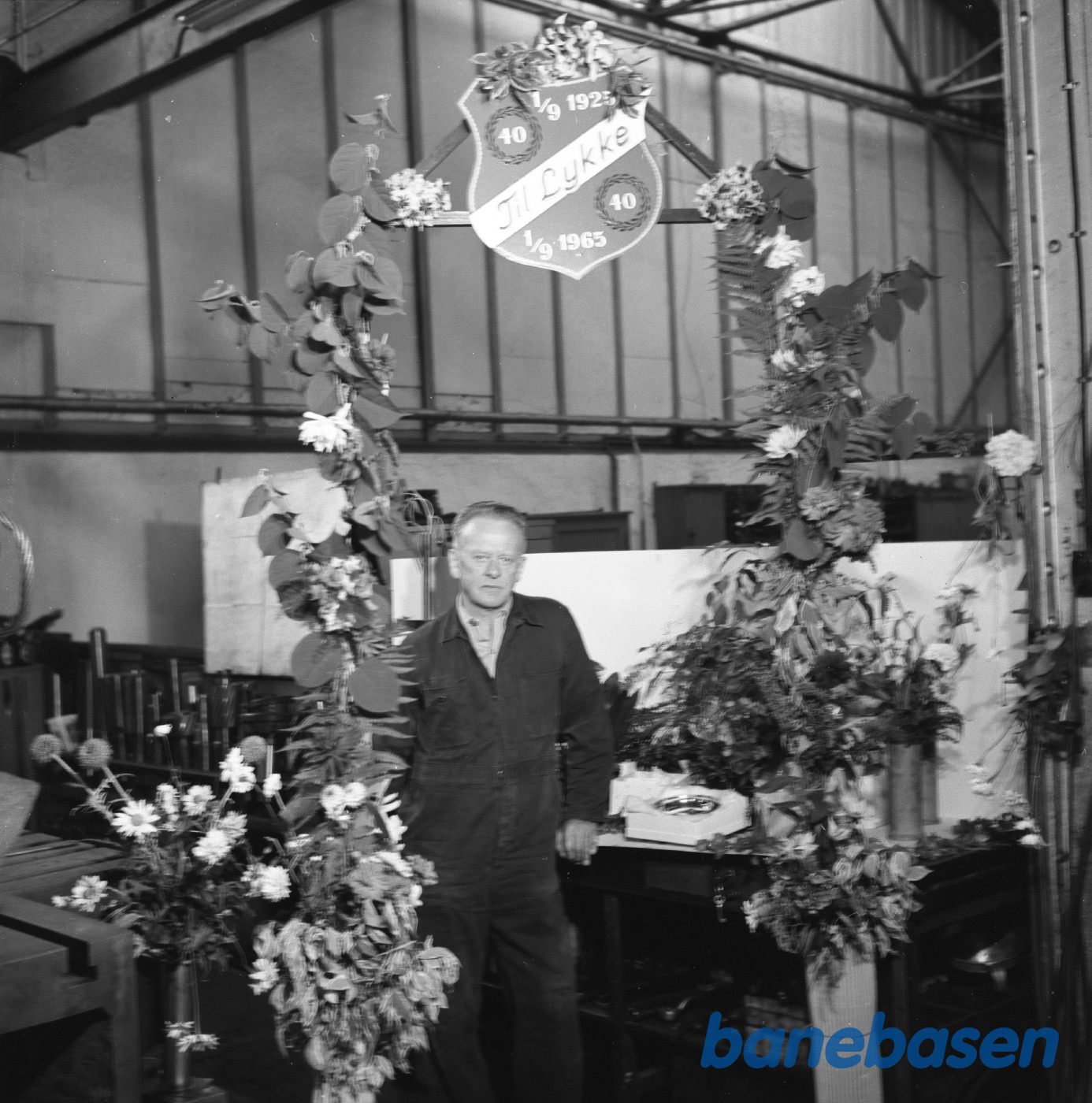 Maskinarbejder Svend Jensen 40 års jubilæum Maskinarbejder Svend Jensen 40 års jubilæum