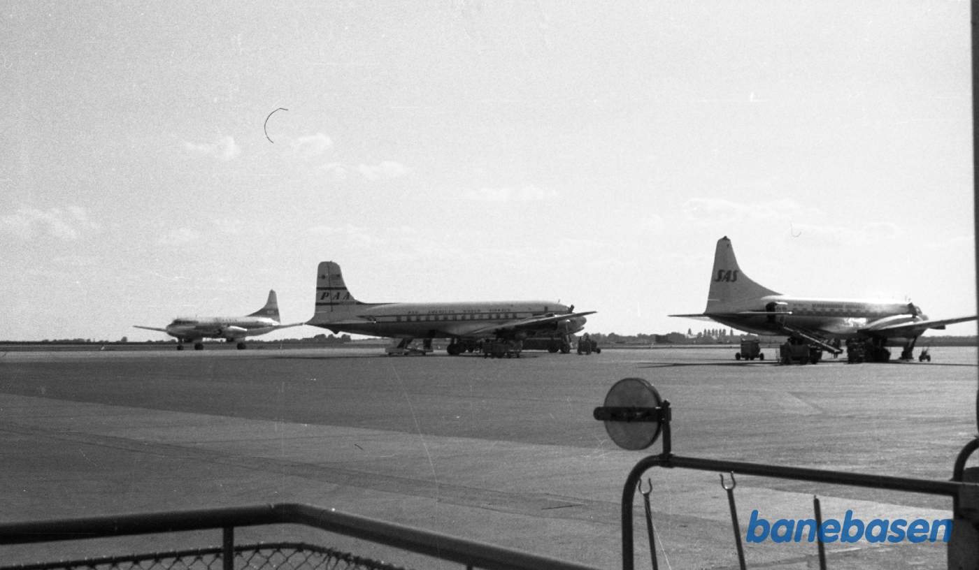 Lufthavnen i Kastrup med DC 6