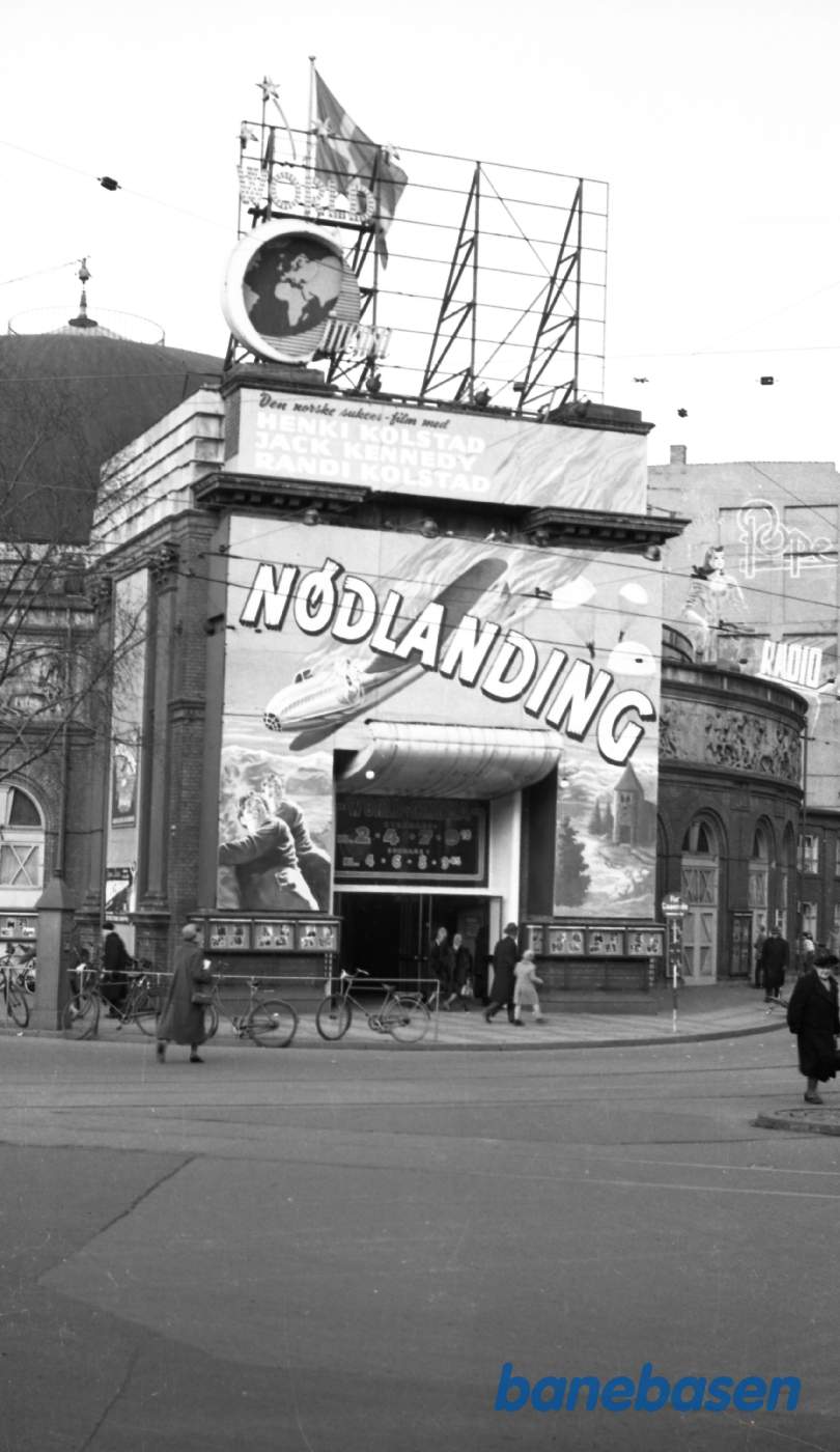 Filmen "Nødlanding" i Cirkusbygningen 1952