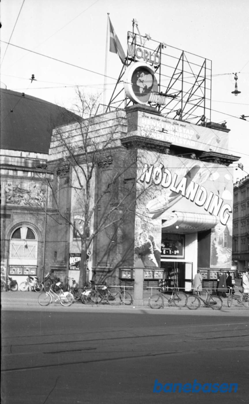 Filmen "Nødlanding" i Cirkusbygningen 1952