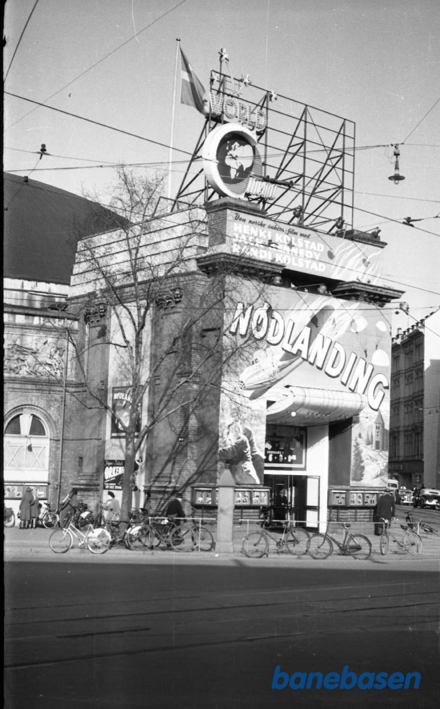 Filmen "Nødlanding" i Cirkusbygningen 1952