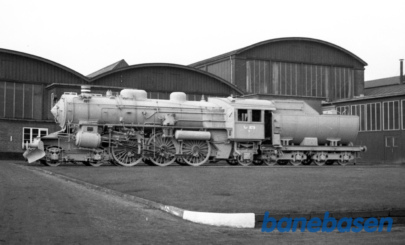 Ltr E 979 gråmalet i fabriksgården Ltr E 979 gråmalet i fabriksgården