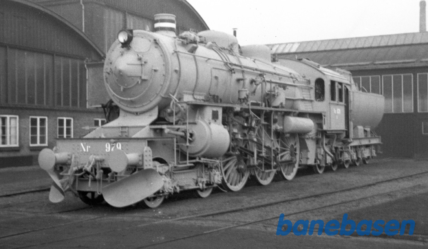 Ltr E 979 gråmalet i fabriksgården Ltr E 979 gråmalet i fabriksgården