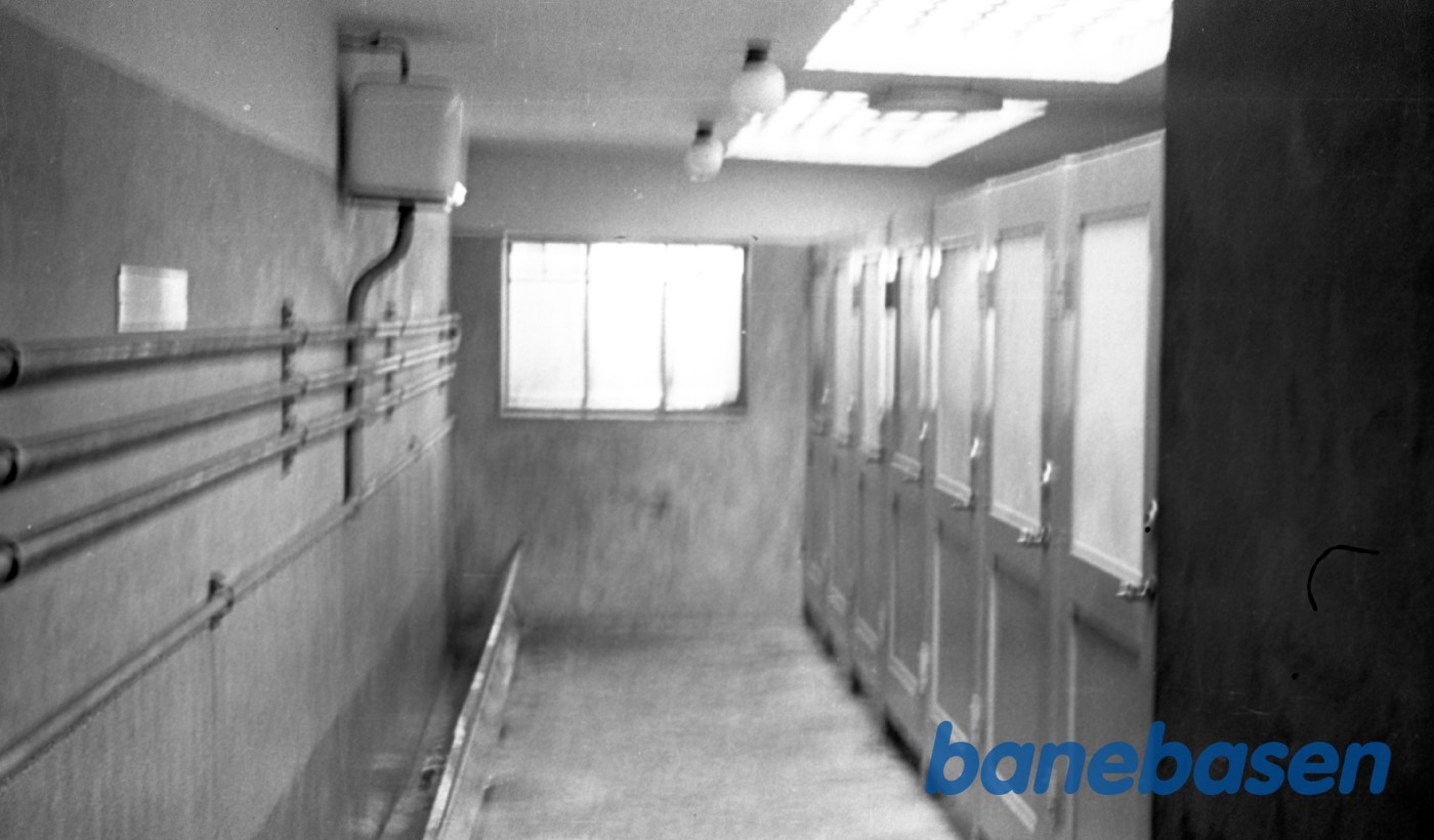 Interiør fra ombygningen, toiletterne Interiør fra ombygningen, toiletterne