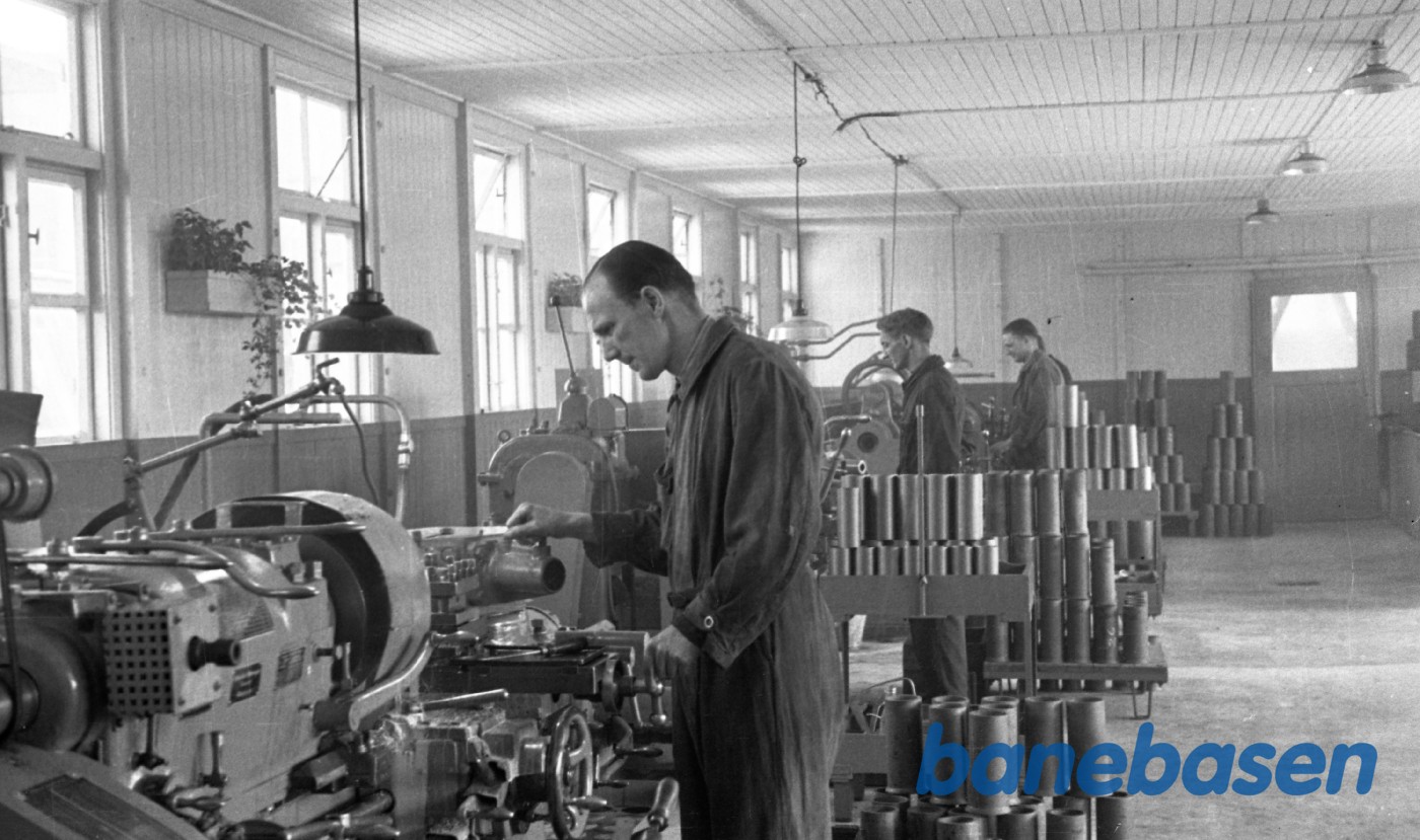 Billeder fra drejeværkstedet Billeder fra drejeværkstedet