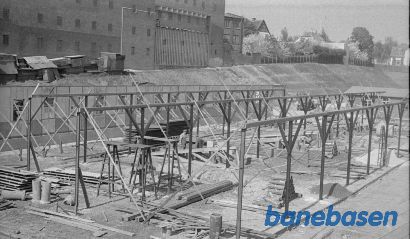 Opførelse af ny bygning på fabrikken Opførelse af ny bygning på fabrikken