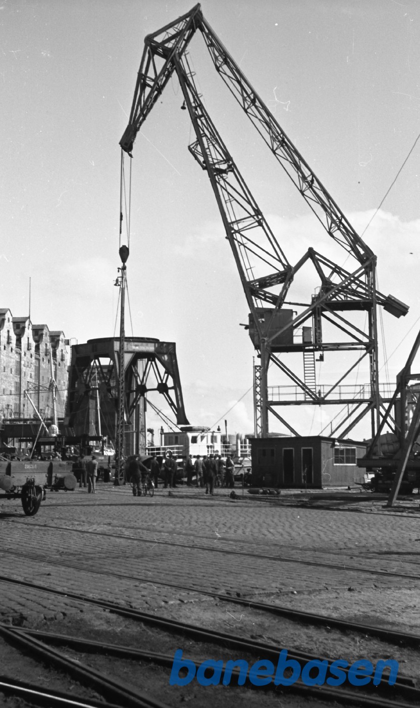 Flytning af kran Flytning af kran