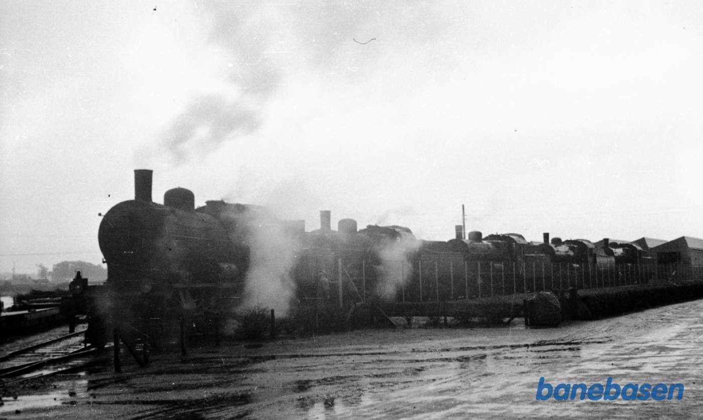 5 Hollandske lokomotivers ankomst til Frichs