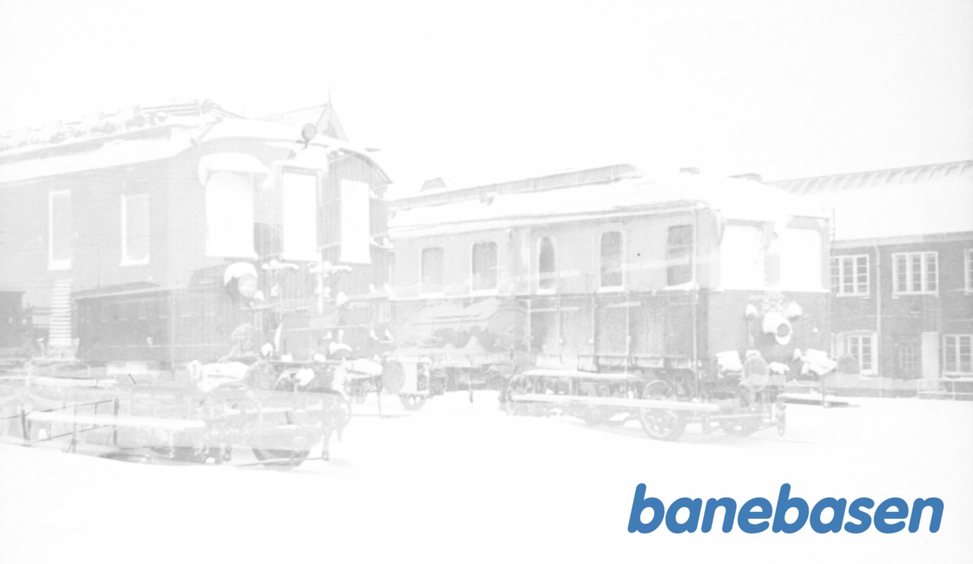 Damplokomotiv nr 175 i snevejr Damplokomotiv nr 175 i snevejr