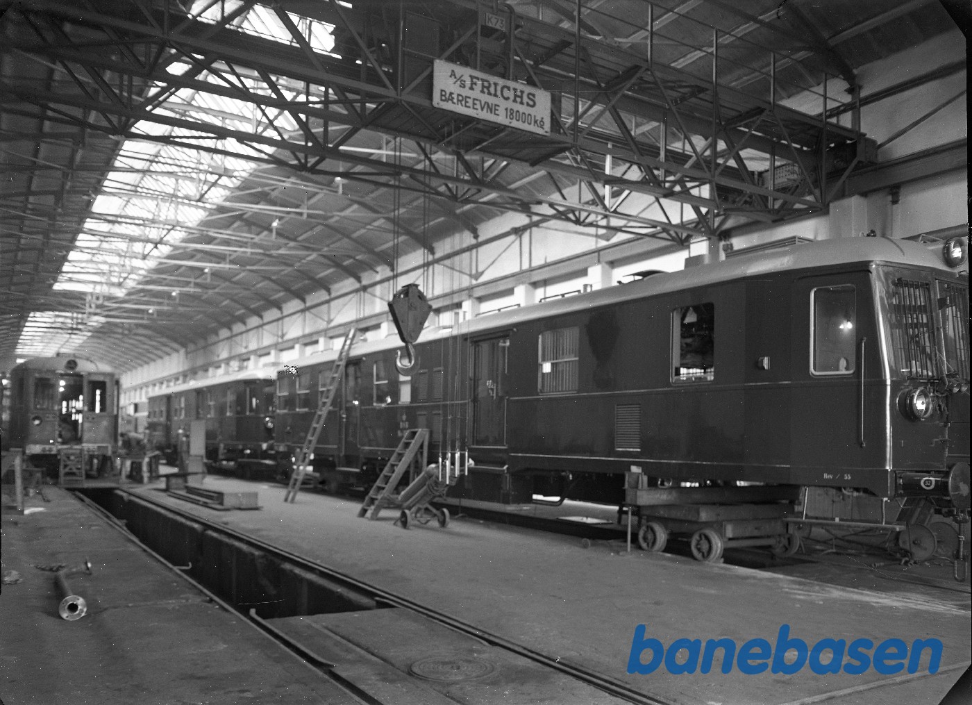 Interiør fra lokomotivværkstedet med MO Interiør fra lokomotivværkstedet med MO